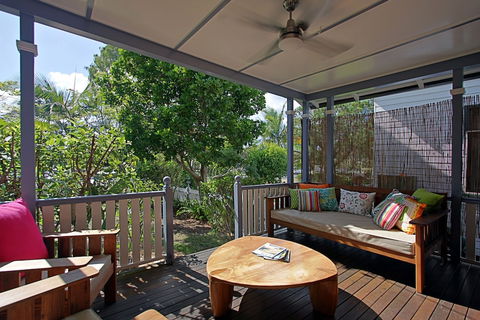 A PERFECT STAY - Harkaway - Yamba Accommodation 6