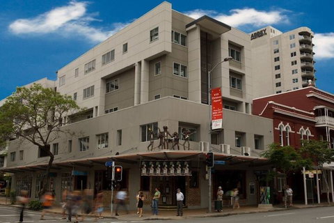 Base Backpackers Brisbane Uptown Hostel - Yamba Accommodation 1