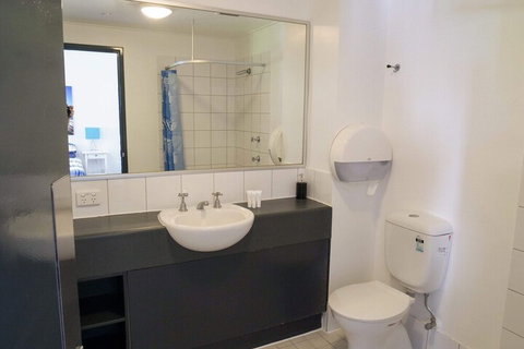 Base Backpackers Brisbane Uptown Hostel - Yamba Accommodation 7