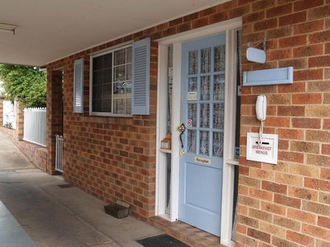 Kinross Inn - Yamba Accommodation 3