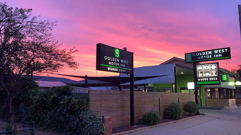 Golden West Motor Inn - Yamba Accommodation 2
