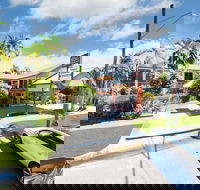 Tropical Queenslander - Yamba Accommodation