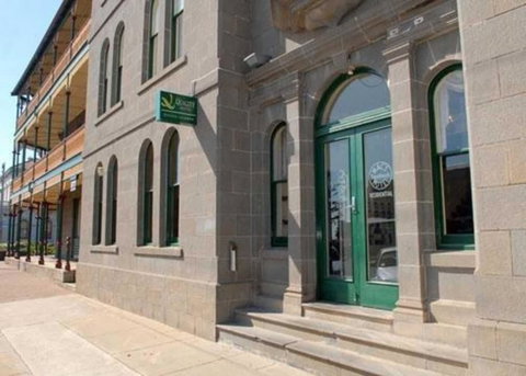 Quality Hotel Bentinck - Yamba Accommodation 0