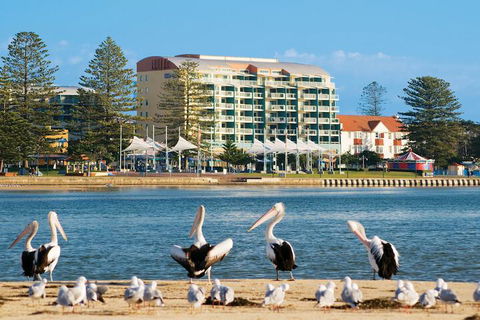 Oaks The Entrance Waterfront Suites - Yamba Accommodation 1
