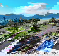 Holiday Inn Cairns Harbourside an IHG Hotel - Yamba Accommodation