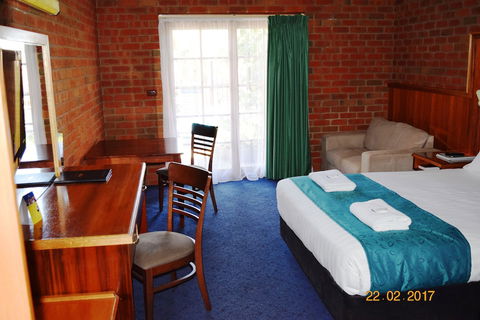 Early Australian Motor Inn - Yamba Accommodation 4