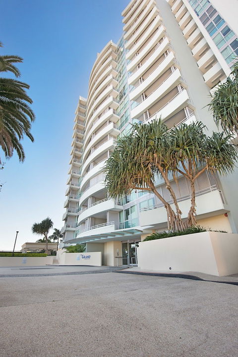 Grand Apartments - Yamba Accommodation 0