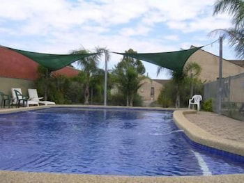 Executive Hideaway Motel - Yamba Accommodation 2