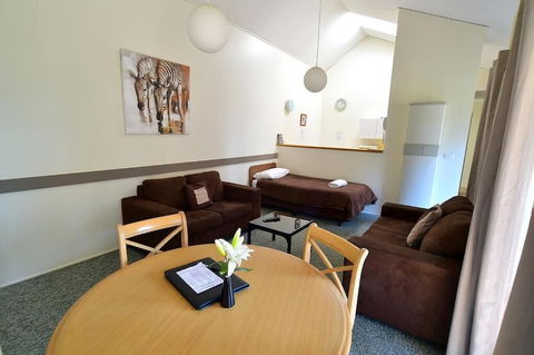 Executive Hideaway Motel - Yamba Accommodation 6