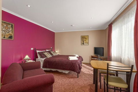 North East Rest Awhile Bed & Breakfast - Yamba Accommodation 7