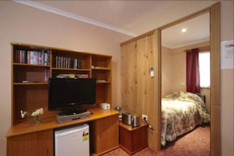 North East Rest Awhile Bed & Breakfast - Yamba Accommodation 5