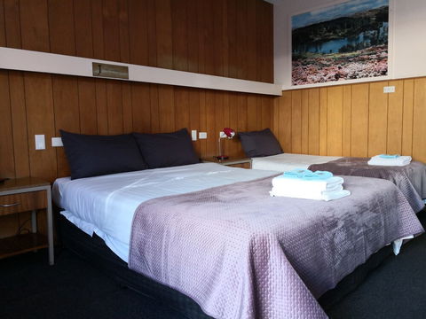 Jasper Motor Inn - Yamba Accommodation 5