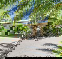 Kewarra Beach Retreat 1 - Yamba Accommodation
