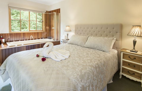 Mountain Lodge - Yamba Accommodation 6