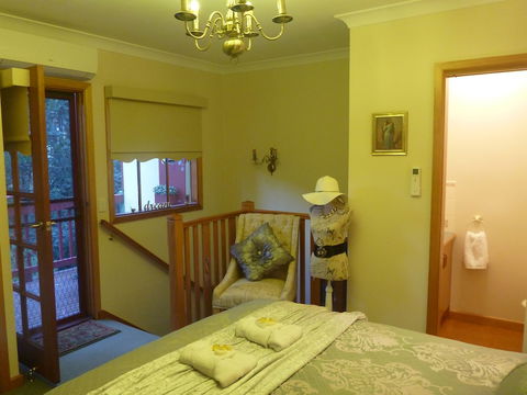 Mountain Lodge - Yamba Accommodation 3