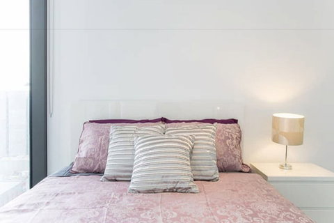 C3CBD Melbourne Apartment - Yamba Accommodation 4