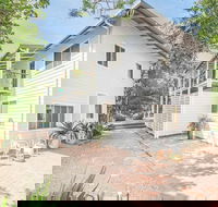 A PERFECT STAY - Beach Chalet - Yamba Accommodation
