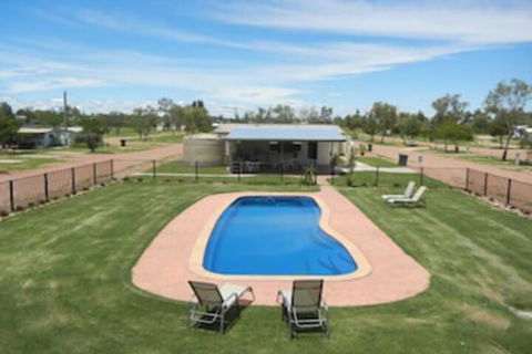 Longreach Tourist Park Caravan Park - Yamba Accommodation 3