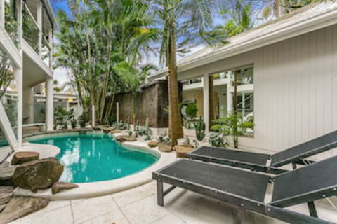 A PERFECT STAY - Cactus Rose Villa - Yamba Accommodation 0