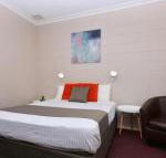 Motel Poinsettia - Yamba Accommodation