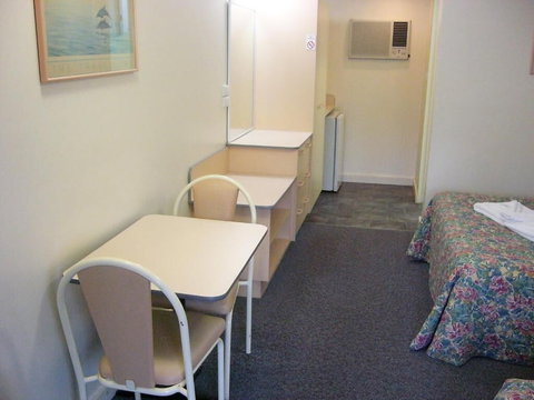 Mid Coast Motor Inn - Yamba Accommodation 0