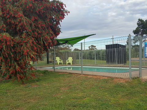 Sea Lake Motel - Yamba Accommodation 0