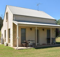Madigan Wine Country Cottages - Yamba Accommodation