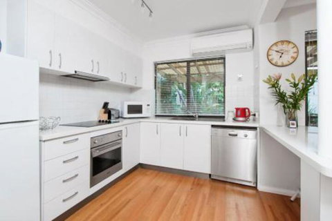 Bedford Terrace 3 - Yamba Accommodation 0