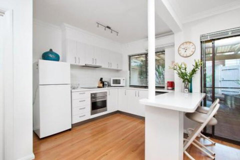 Bedford Terrace 3 - Yamba Accommodation 5