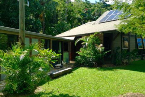 Butterfly Studio - Yamba Accommodation 0
