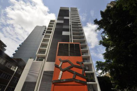 Sydney 1 Bed Modern Self Contained Apartment (402ALB) - Yamba Accommodation 0