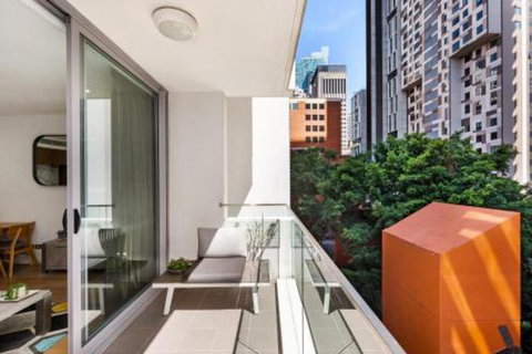 Sydney 1 Bed Modern Self Contained Apartment (402ALB) - Yamba Accommodation 4