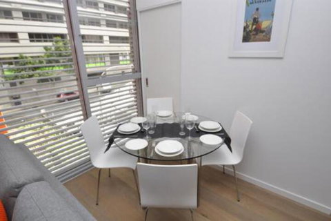 Sydney 1 Bed Modern Self Contained Apartment (402ALB) - Yamba Accommodation 6
