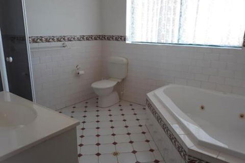 Acacia Apartments - Yamba Accommodation 4