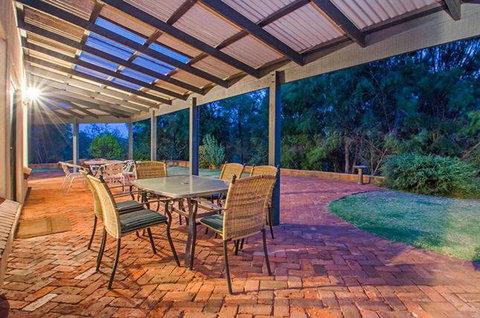 Yallingup Pet Friendly Bush Retreat - Yamba Accommodation 2