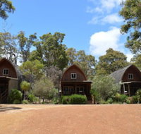 Jarrah Glen Cabins - Yamba Accommodation