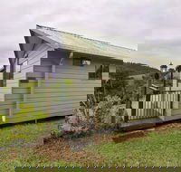 Mena Creek Flower House - Yamba Accommodation
