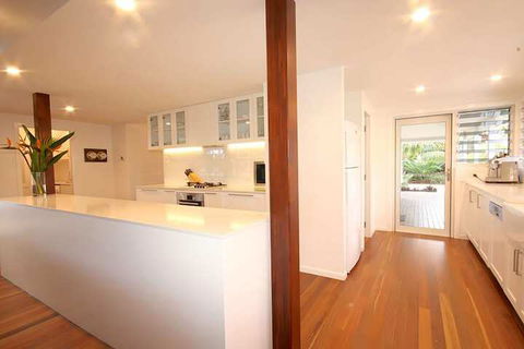 A PERFECT STAY - Cavvanbah Seaside Cottage - Yamba Accommodation 7
