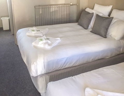 Commercial Hotel Motel Lithgow - Yamba Accommodation 2
