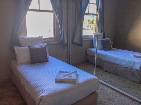 Commercial Hotel Motel Lithgow - Yamba Accommodation 3