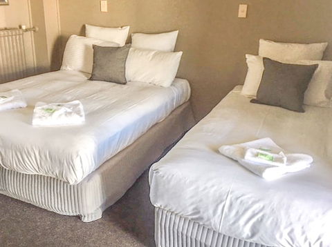 Commercial Hotel Motel Lithgow - Yamba Accommodation 5