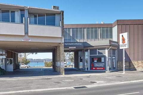 Bayside Hotel - Yamba Accommodation 2