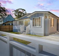 Margarets Hamptons Cottage - Yamba Accommodation