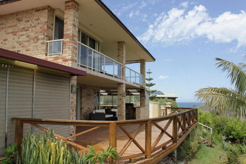 Oceana Sunset - Yamba Accommodation 3