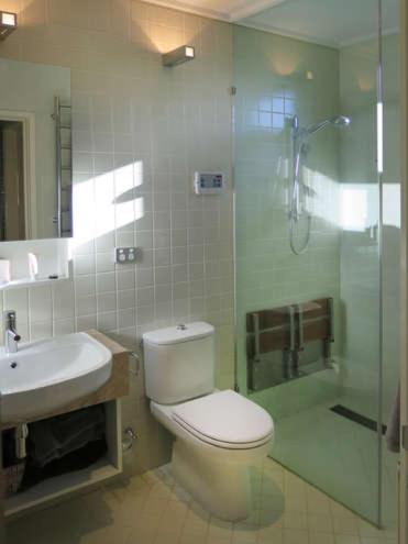 Howqua 6 - Yamba Accommodation 3