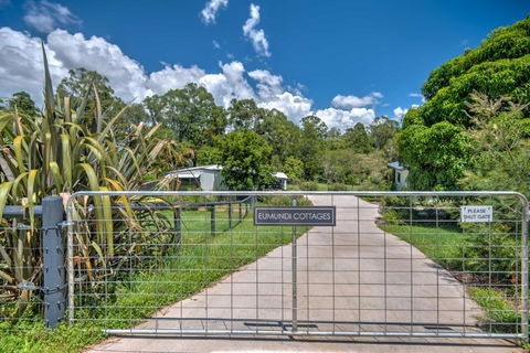 Eumundi Cottages Cottage 1 - Yamba Accommodation 2