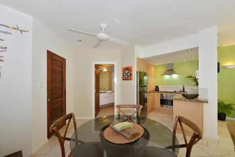 Frangipani Sur La Mer - Yamba Accommodation 3