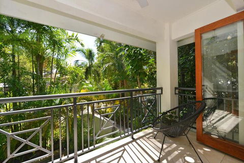 Frangipani Sur La Mer - Yamba Accommodation 2