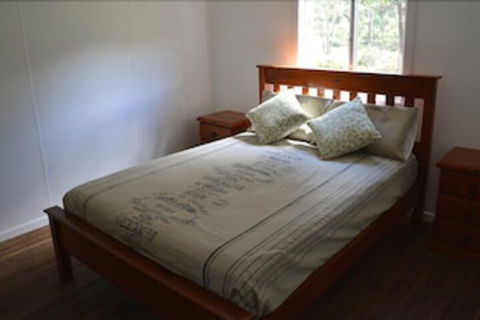 Four Bull Hut - Yamba Accommodation 3