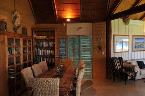 Beach House Dunsborough - Yamba Accommodation 6